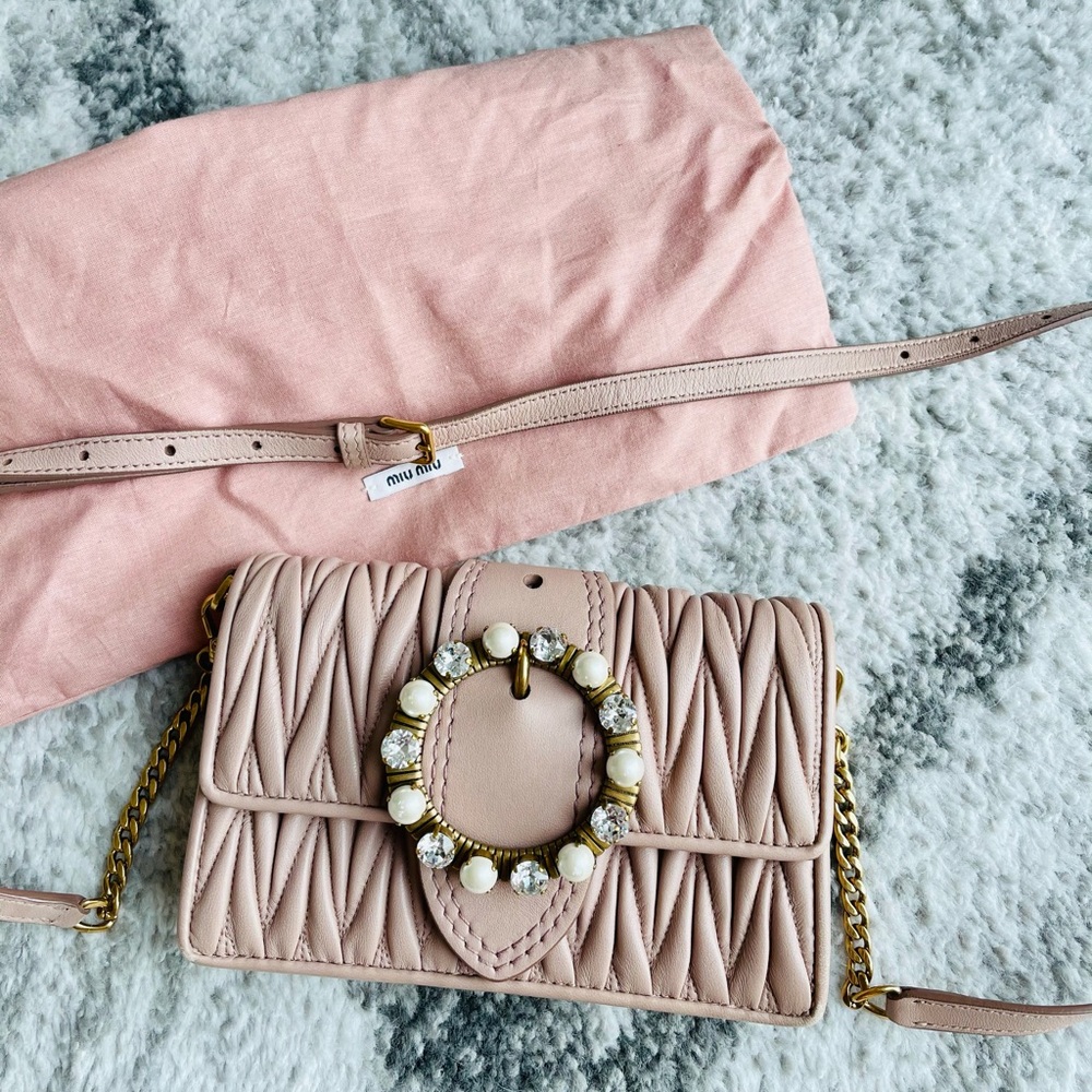 Miu Miu Matelasse Leather Crossbody Bag Dusty Pink